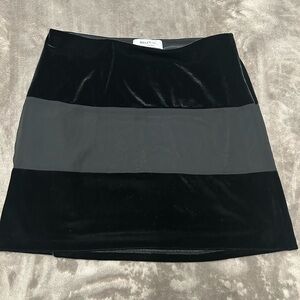 Bailey 44 Black and Gray Velvet Mini Skirt
